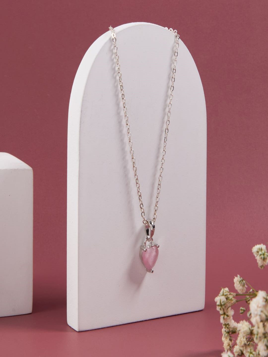 

SATJEWEL Silver-Plated Heart Shaped Pendant with Chain