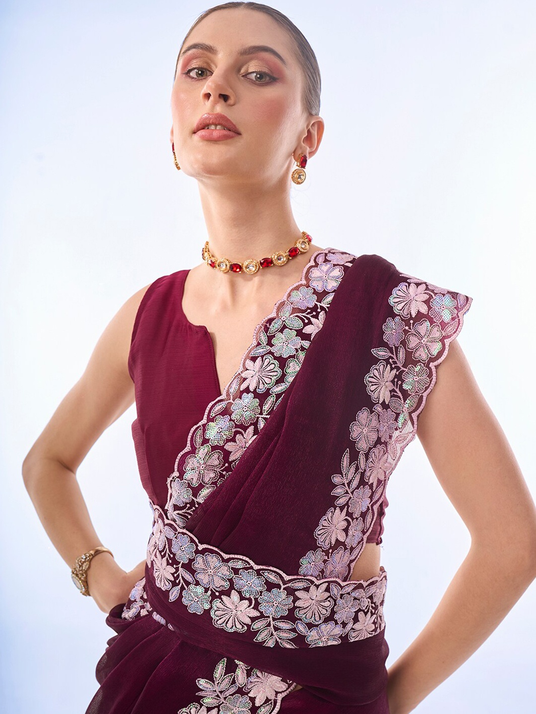 

Kalista Floral Embroidered Zari Pure Chiffon Designer Saree, Purple