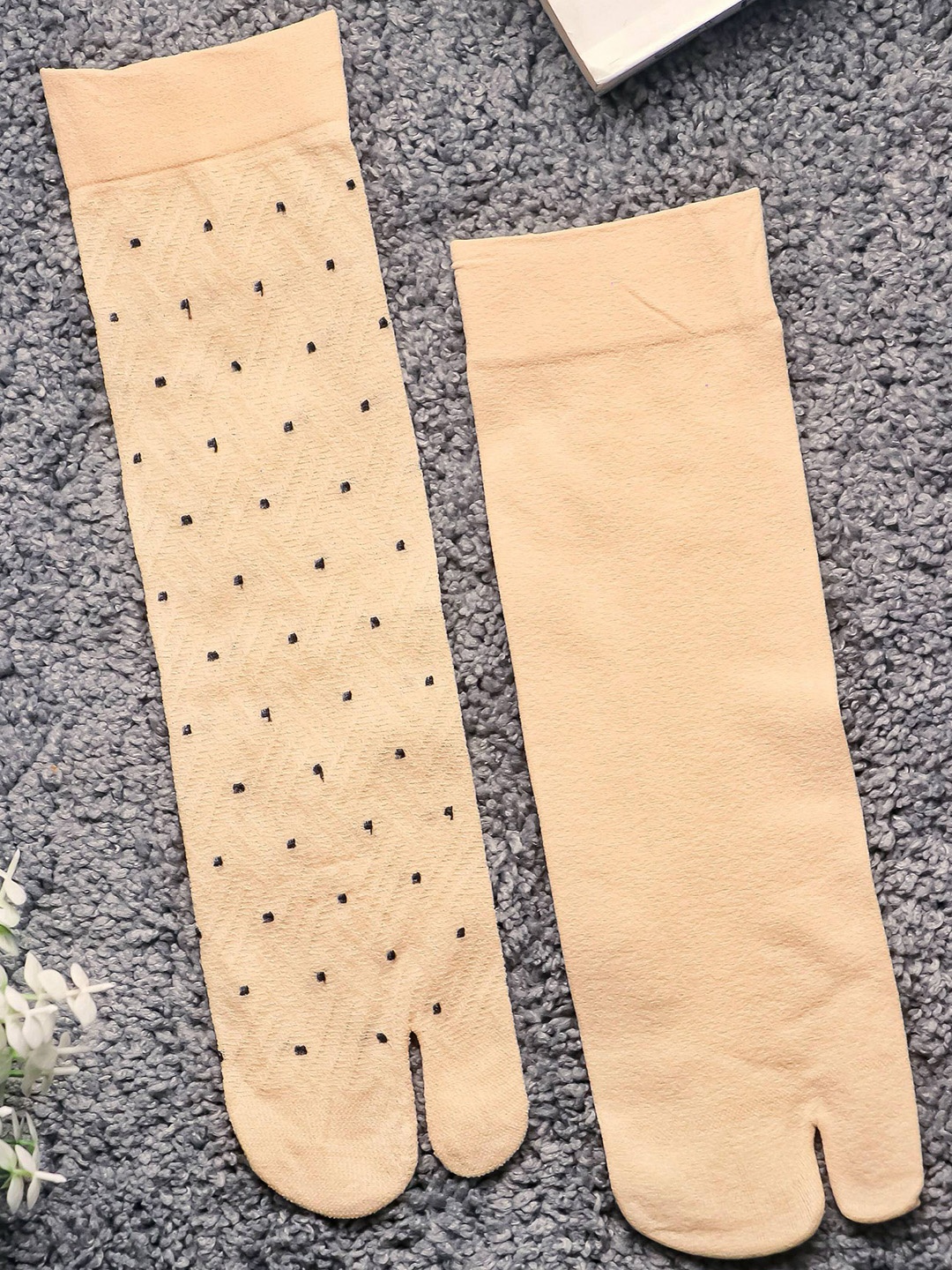 

Brauch Women Pack Of 2 Polka Dots Printed Ankle -Length Socks, Beige