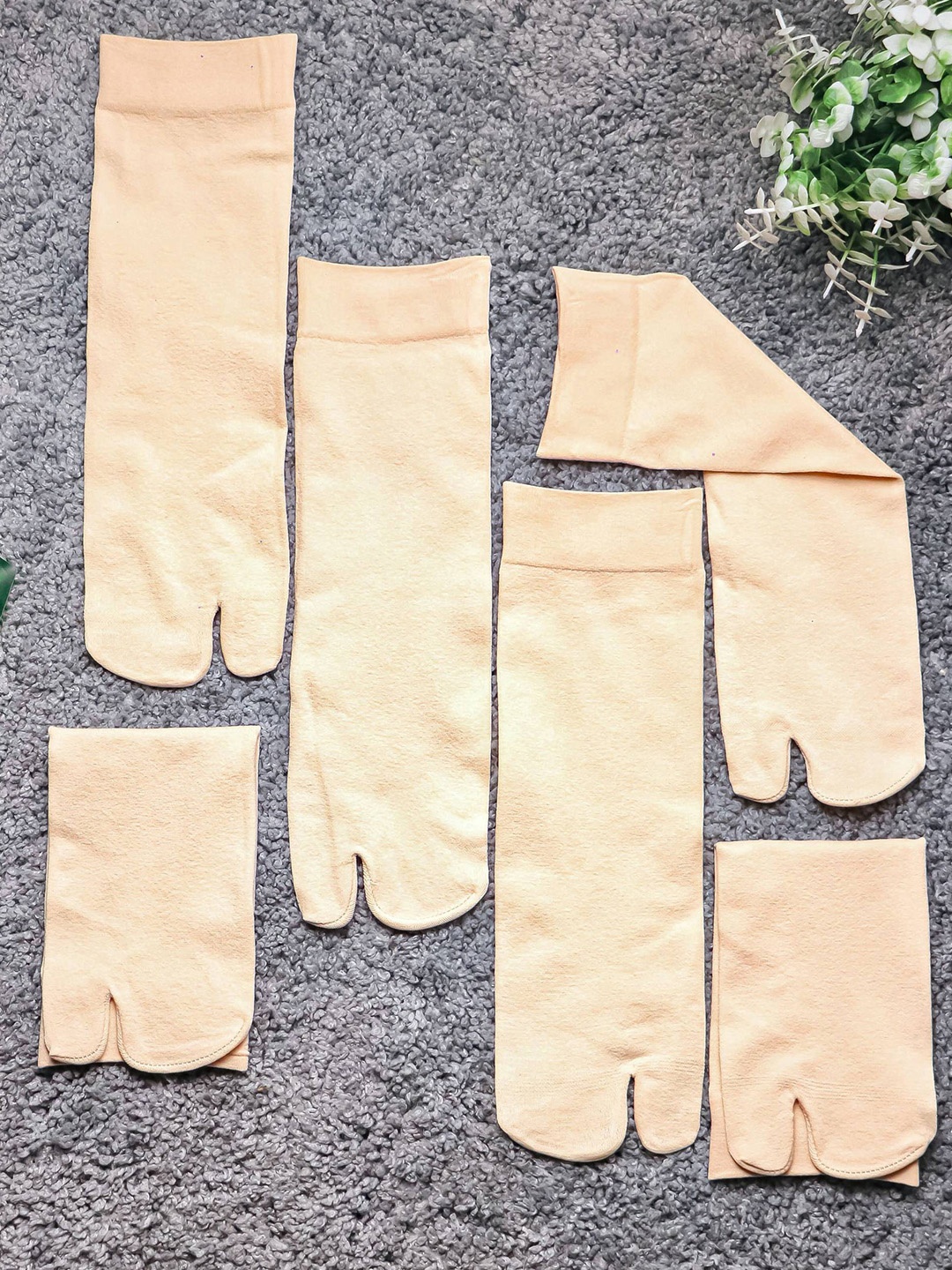 

Brauch Women Pack Of 6 Ankle Length Socks, Cream