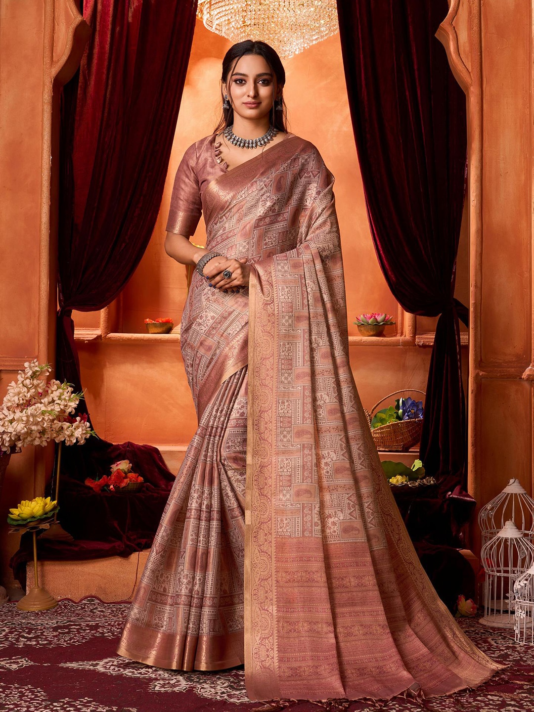 

Mitera Paisley Zari Pure Silk Banarasi Saree, Orange