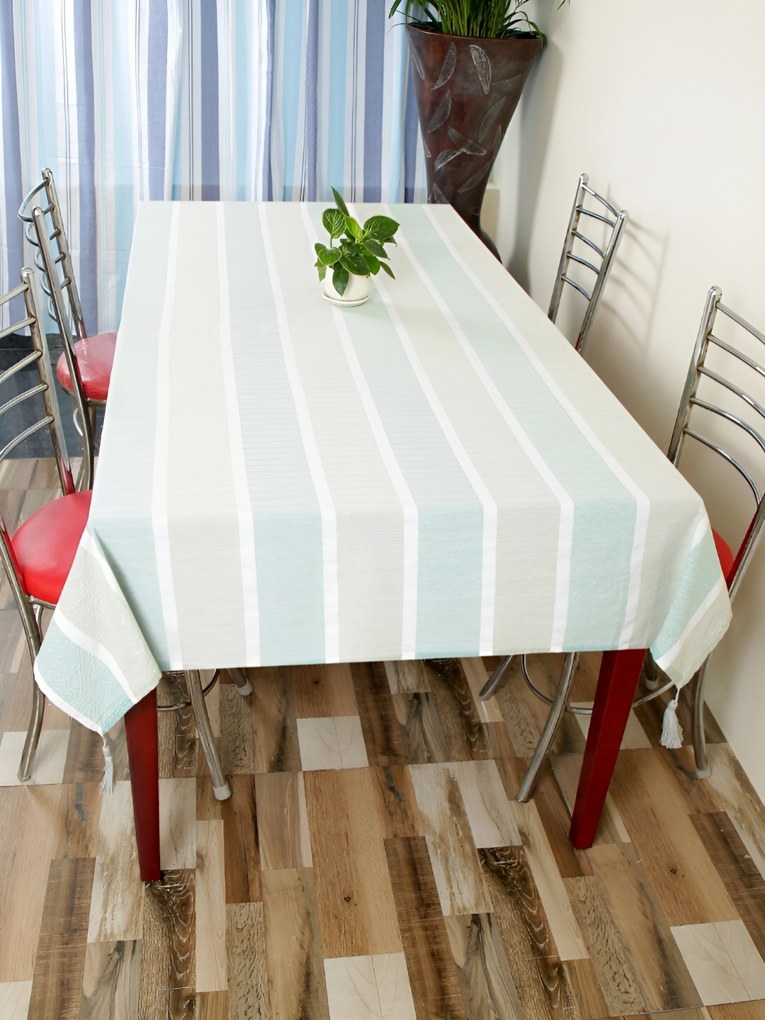 

Aura Green Striped Cotton 4-Seater Table Cover