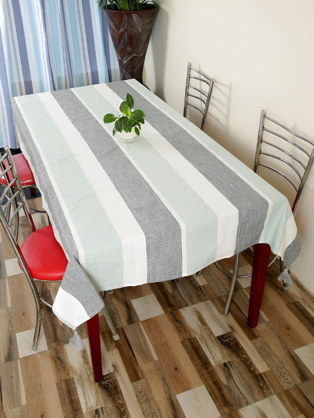 

Aura Green Striped Cotton 4-Seater Table Cover
