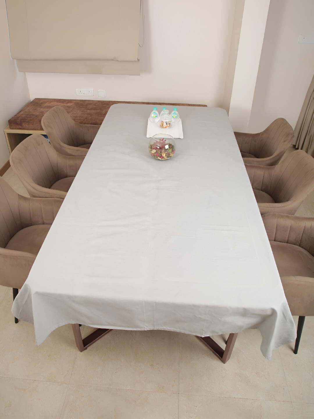

Aura Grey Cotton 4-Seater Table Cover