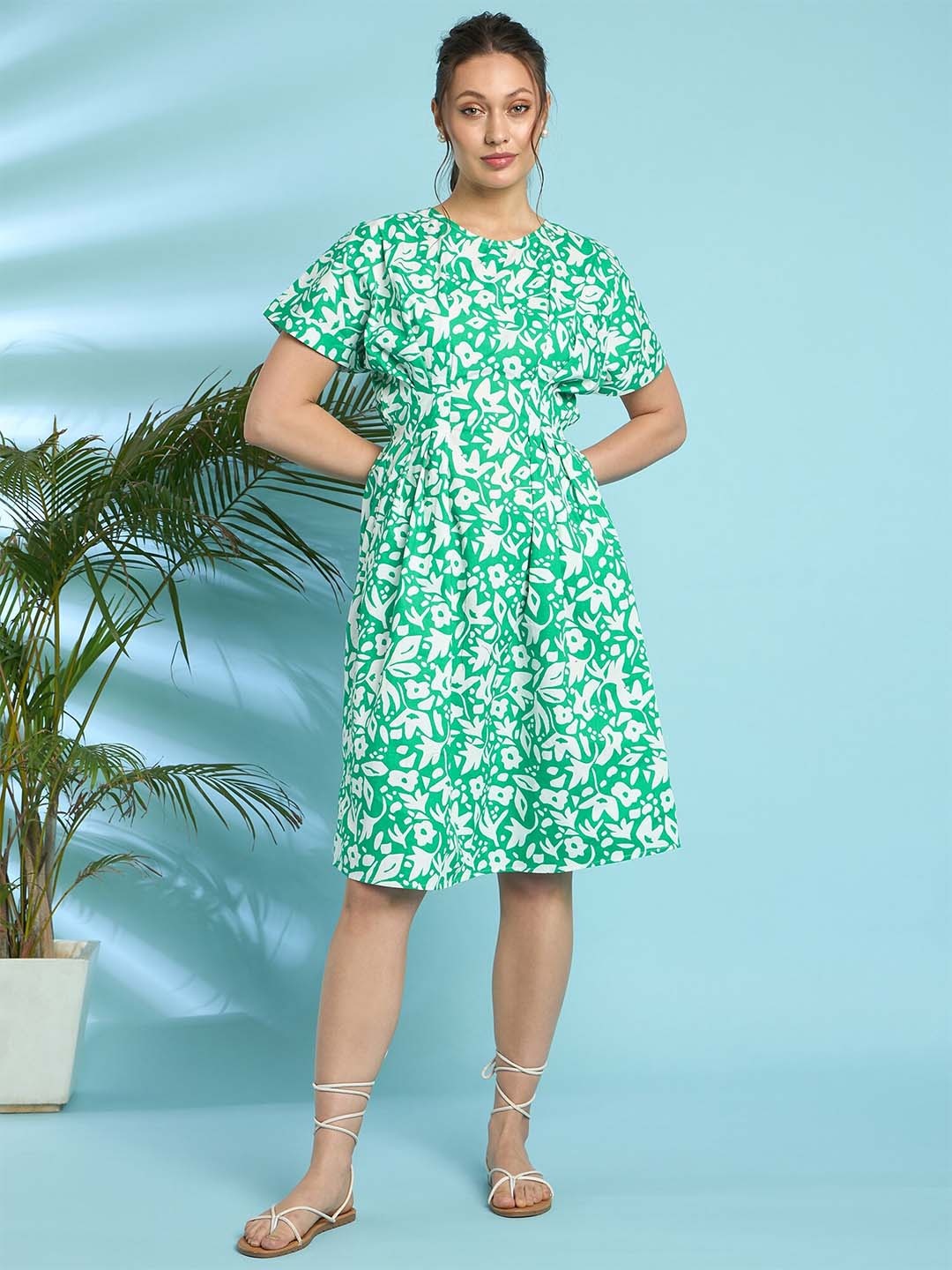 

Antheaa Floral Print Round Neck Flared Sleeve Fit & Flare Dress, Green