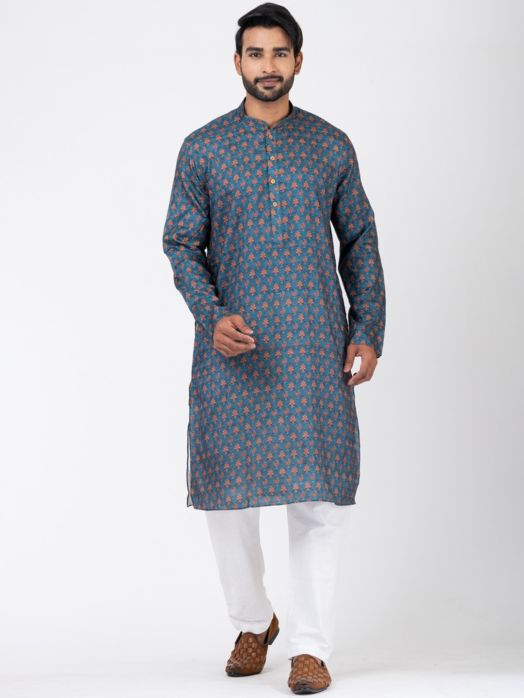 

HU - Handcrafted Uniquely Mandarin Collar Long Sleeves Cotton Silk Kurta, Green