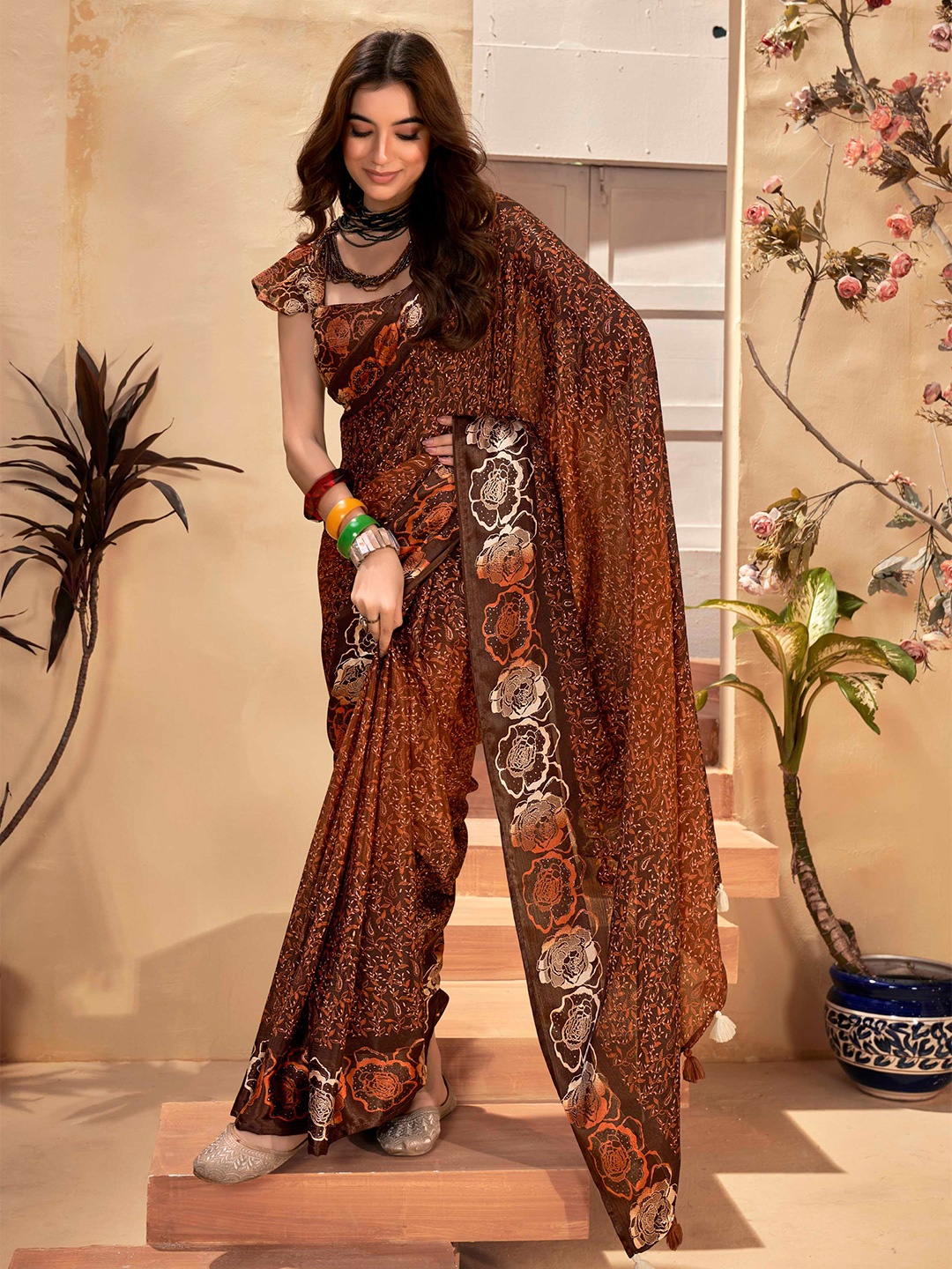 

Mitera Floral Embroidered Saree, Orange