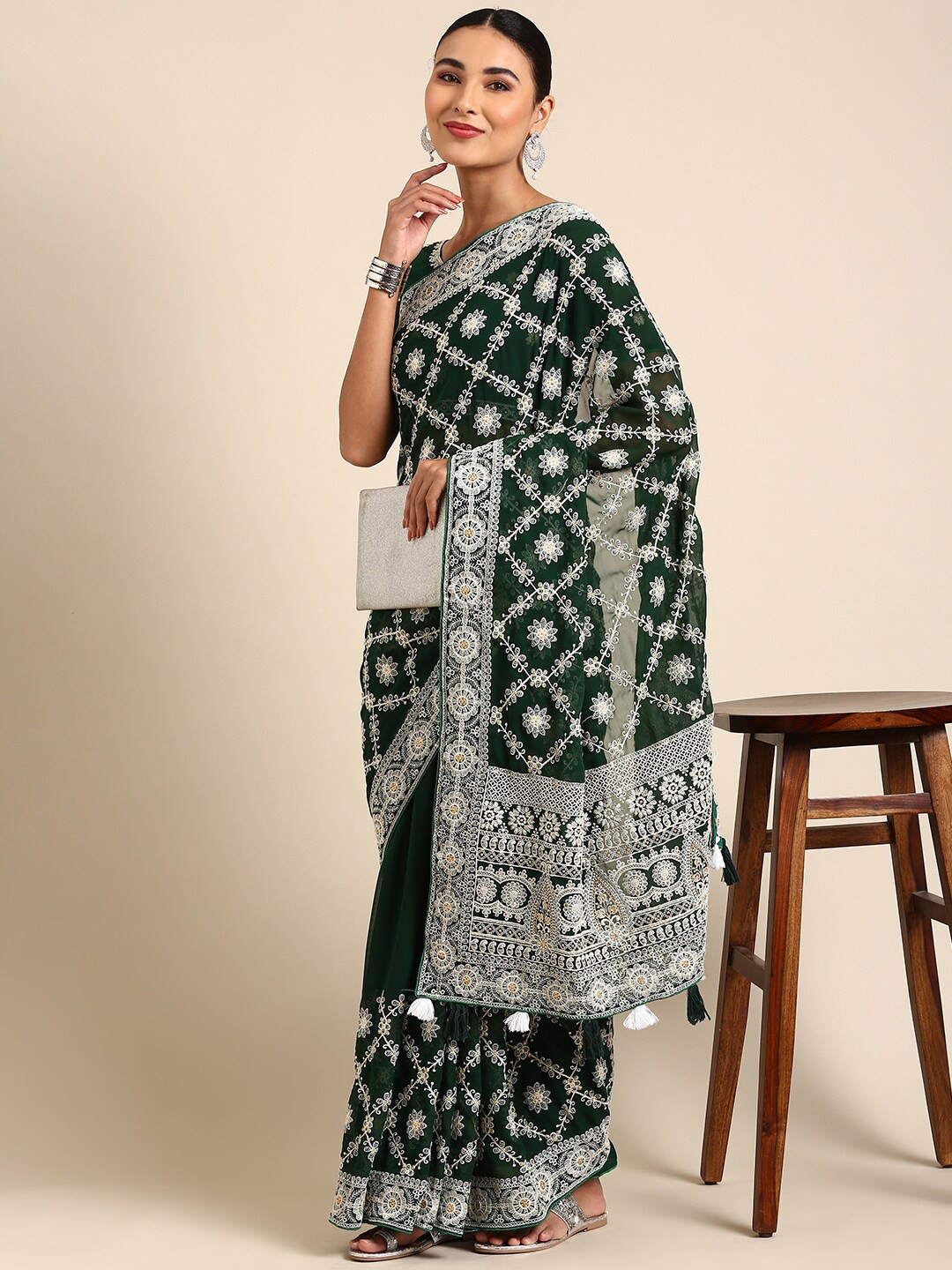 

Sunasi Floral Chikankari Pure Georgette Saree, Green