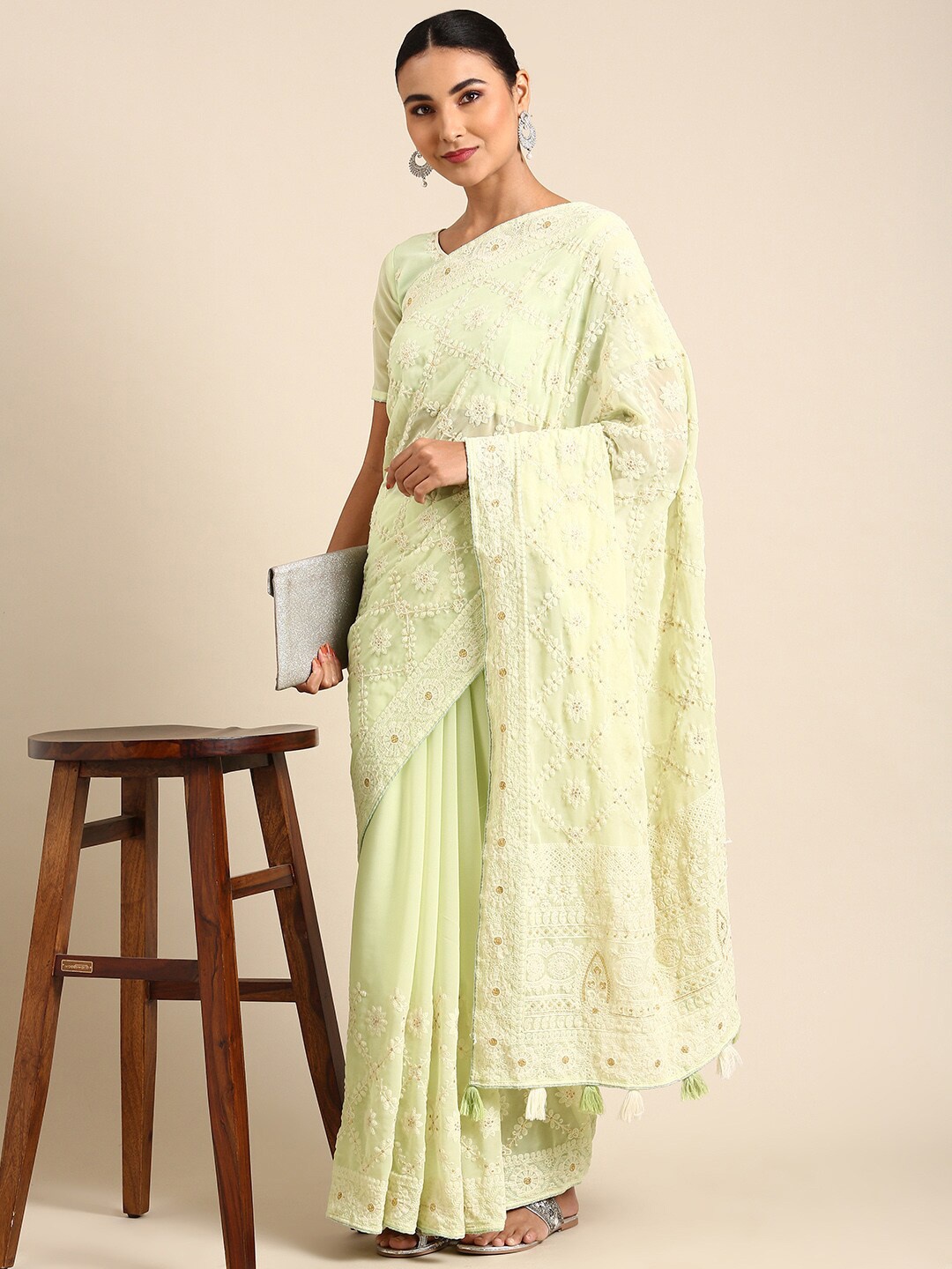 

Sunasi Floral Chikankari Pure Georgette Saree, Green