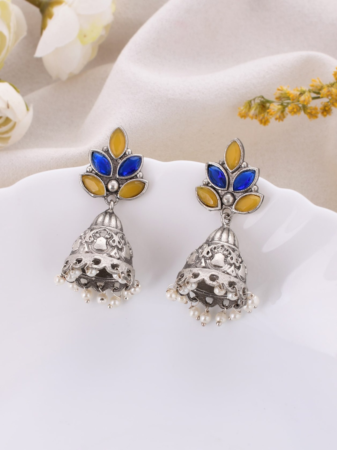 

DASTOOR Silver-Plated Contemporary Jhumkas Earrings