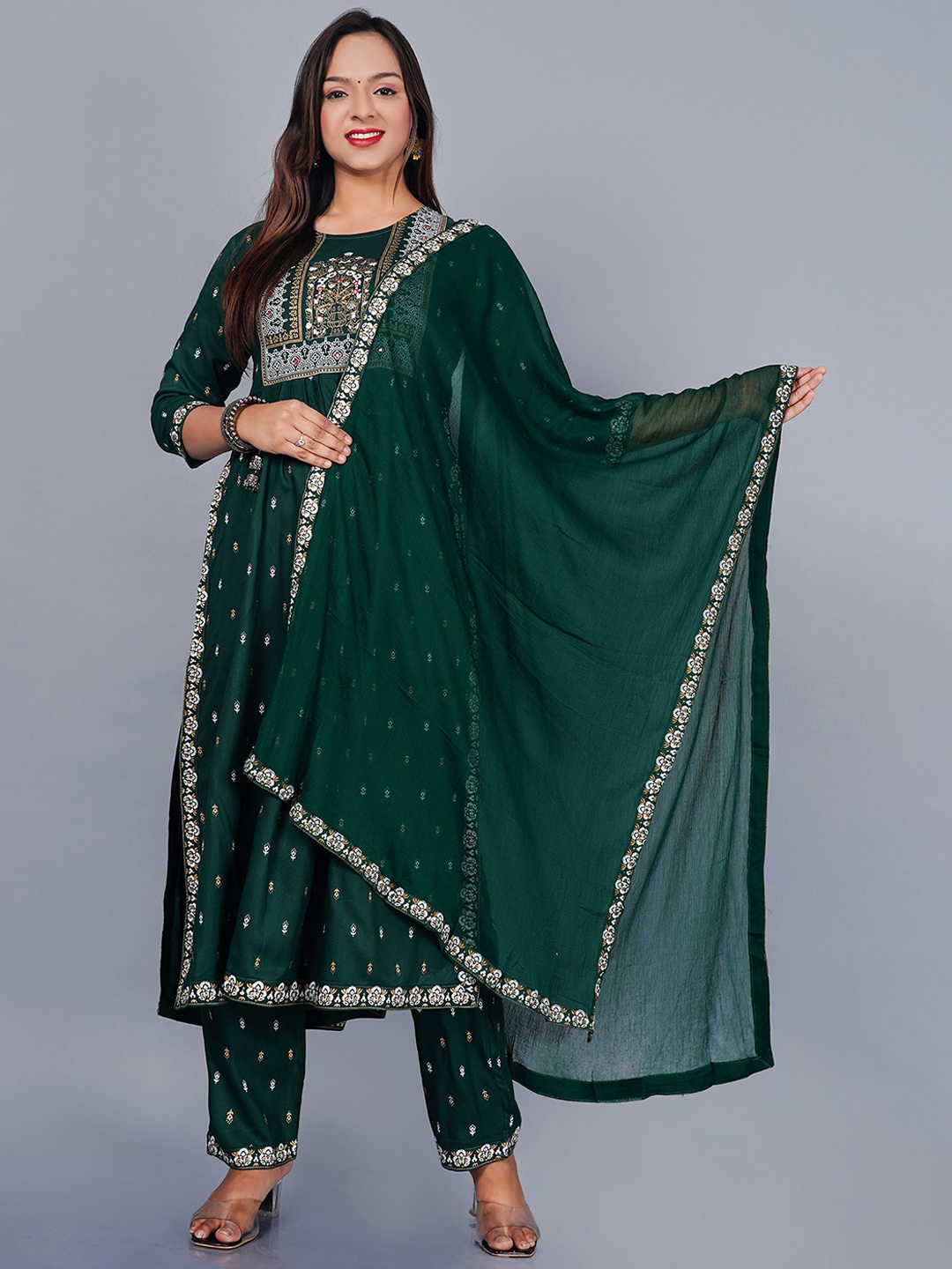 

ASHRU Ethnic Motifs Printed Pleated A-Line Kurta & Trouser With Dupatta, Green