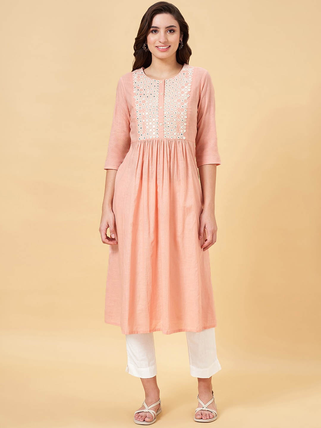 

RANGMANCH BY PANTALOONS Geometric Round Neck Three-Quarter Sleeves Anarkali Cotton Kurta, Nude