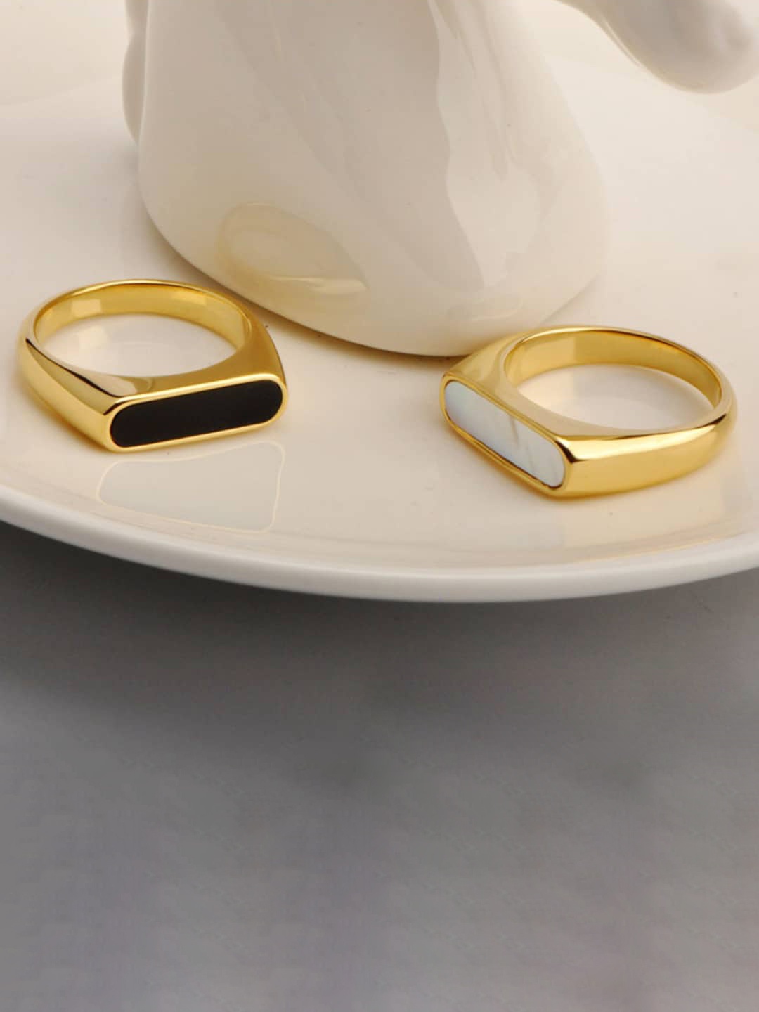 

SALTY Men Set Of 2 Tribal Finger Ring, Gold