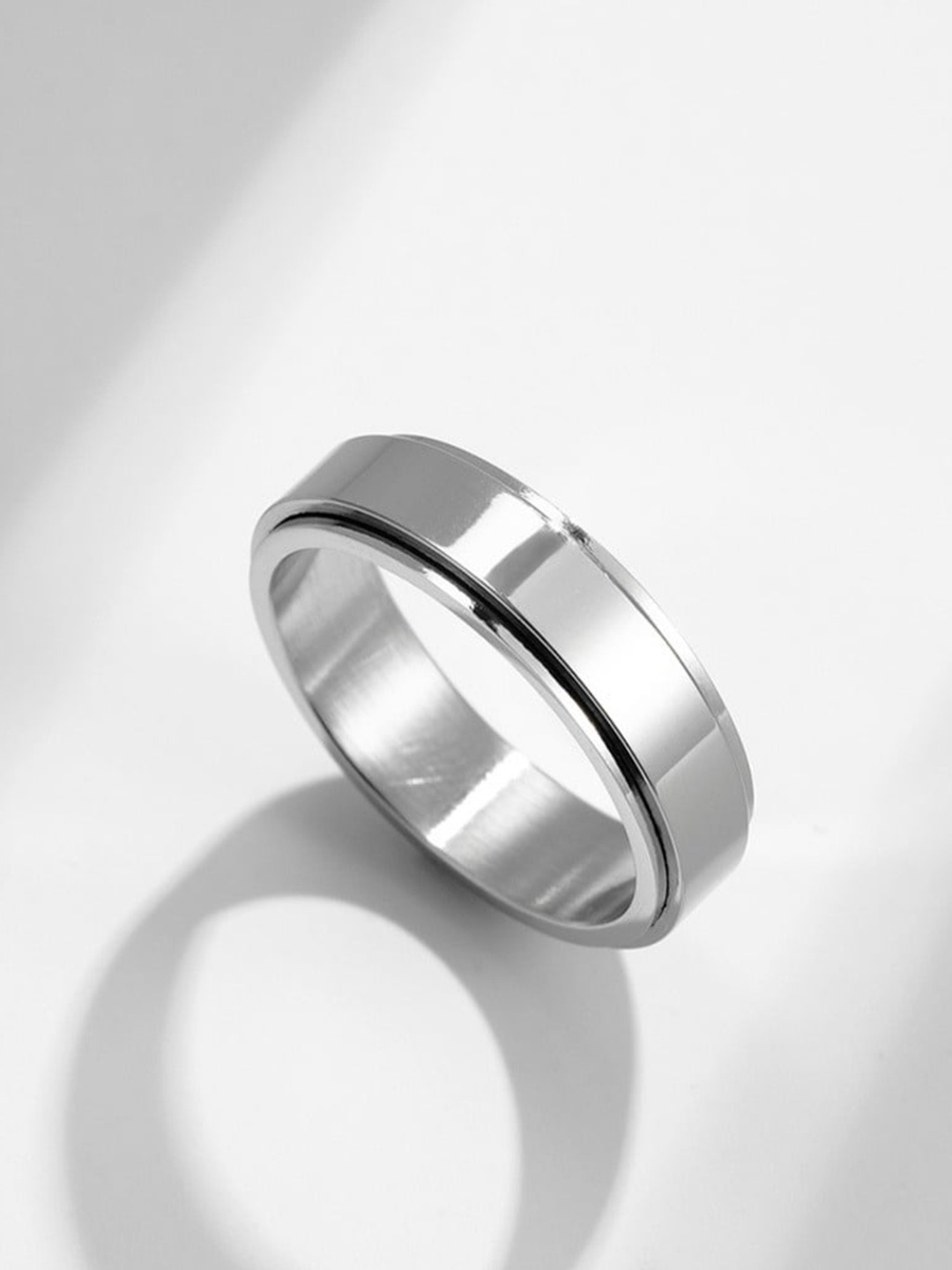 

SALTY Men Stainless Steel Eerie Band Finger Rings, Silver