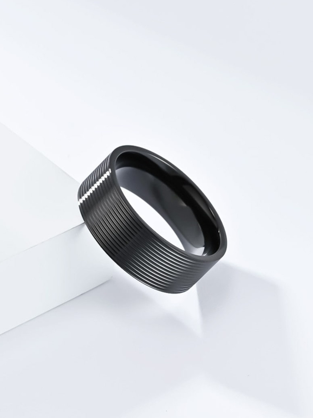 

SALTY Men Stainless Steel Class Finger Rings, Black