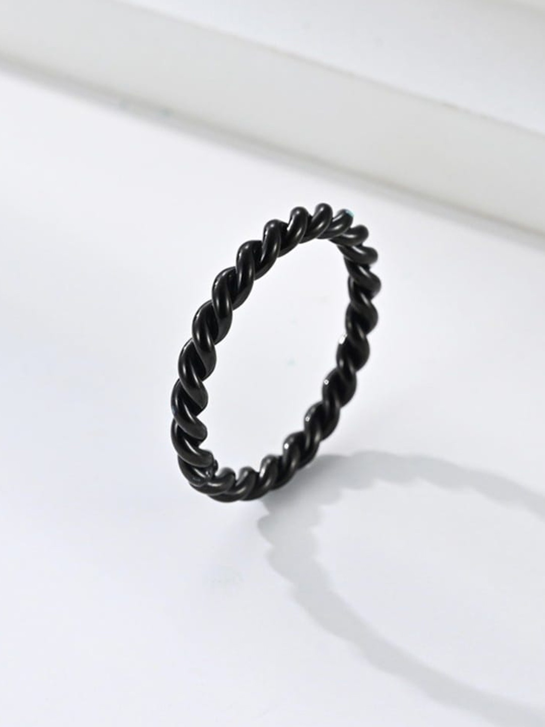 

SALTY Men Stainless Steel Finger Rings, Black