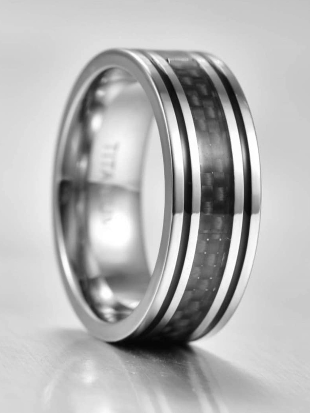 

SALTY Men Stainless Steel Ebonized Elegance Finger Ring, Silver