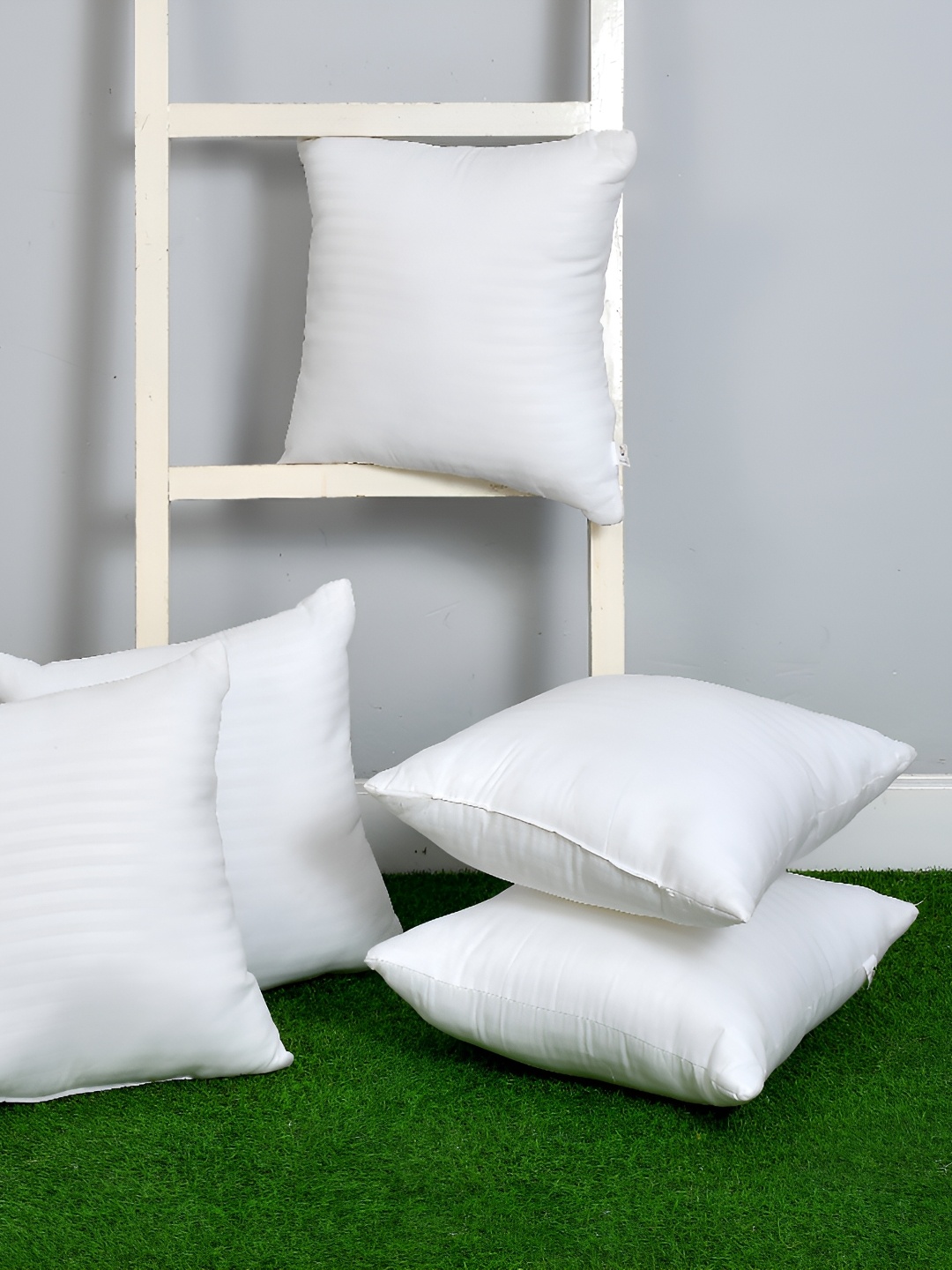 

UrbanArts White 5 Pcs Striped Filled Cushion