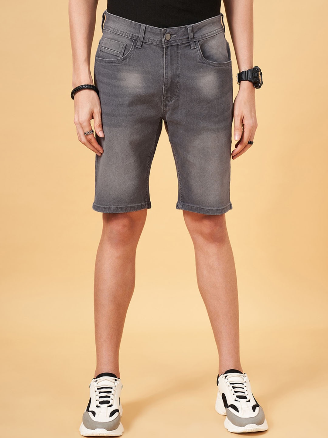 

SF JEANS by Pantaloons Men Washed Denim Shorts, Grey