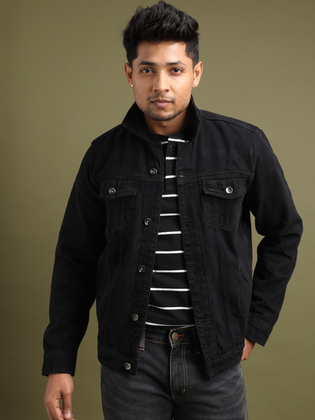 

URBARO Spread Collar Denim Jacket, Black