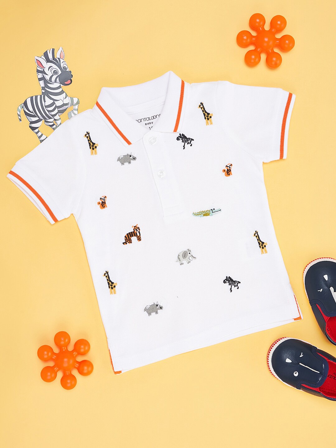 

Pantaloons Baby Boys Printed V-Neck T-shirt, White