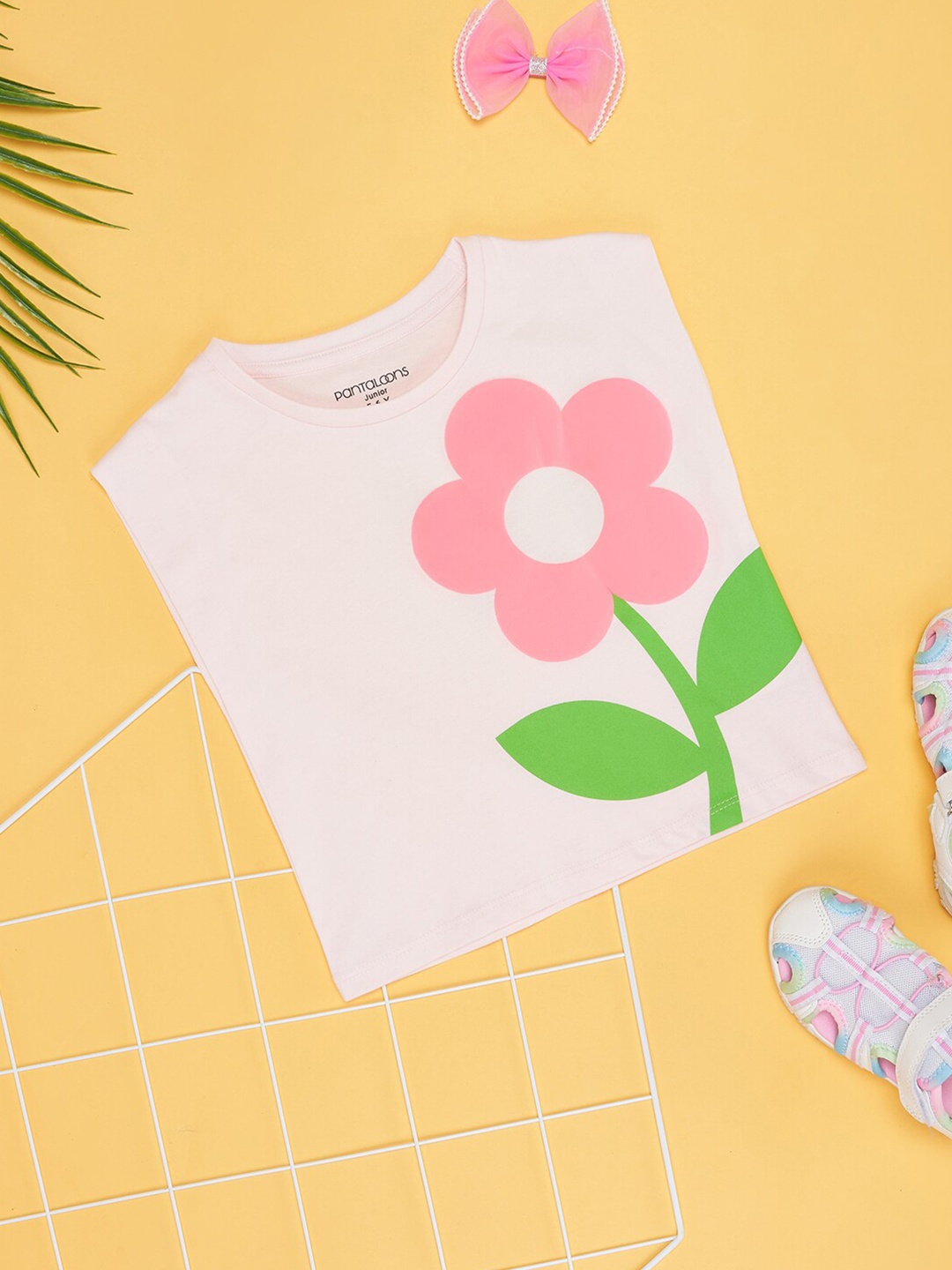 

Pantaloons Junior Girls Floral Printed Cotton Boxy T-shirt, Pink