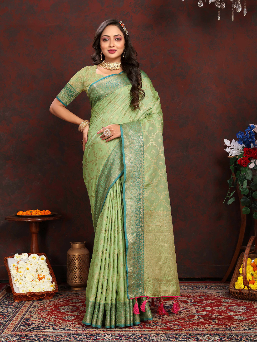 

ZILVIRA Woven Design Zari Banarasi Saree, Sea green
