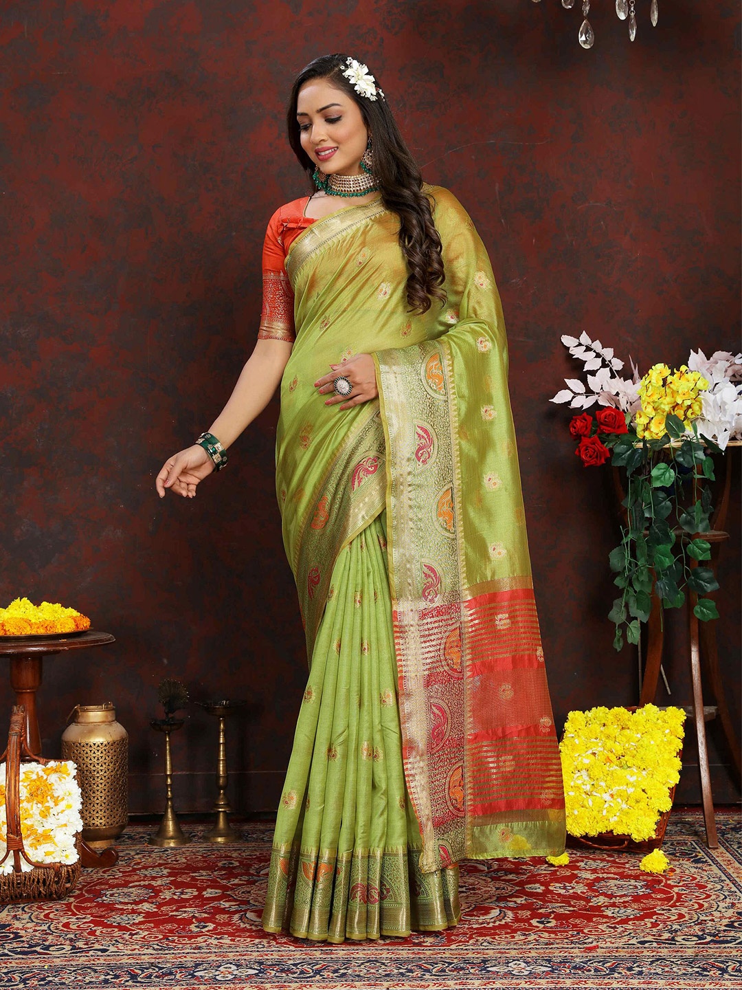 

ZILVIRA Ethnic Motifs Woven Design Zari Organza Banarasi Saree, Green