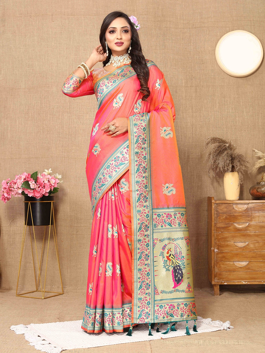 

ZILVIRA Ethnic Motifs Zari Pure Silk Paithani Saree, Pink