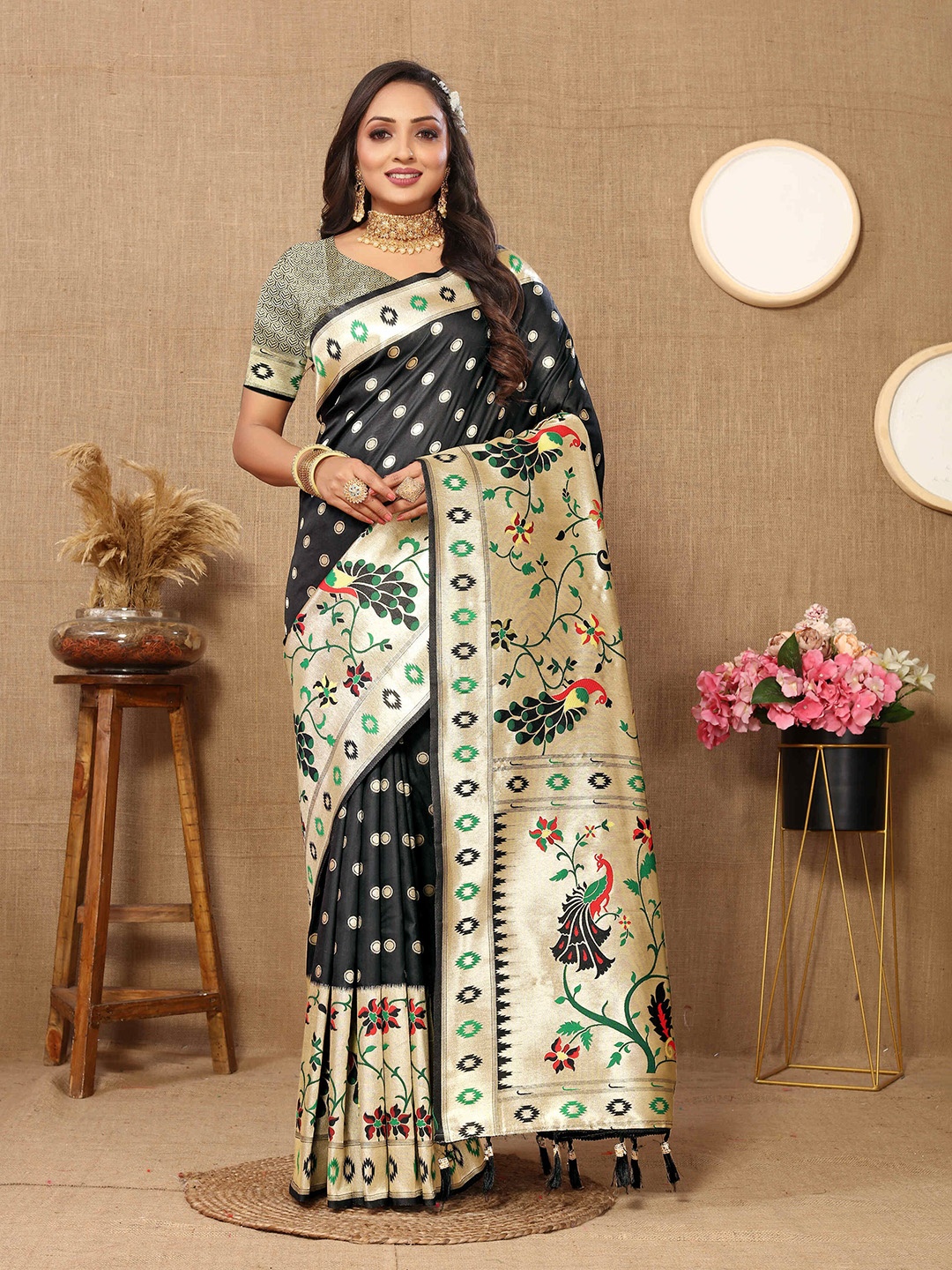 

ZILVIRA Ethnic Motifs Zari Pure Silk Paithani Saree, Black