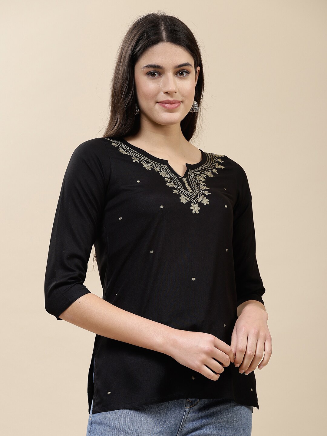 

QAZMI Kashmiri Pashmina Work Aari Embroidered Kurti, Black