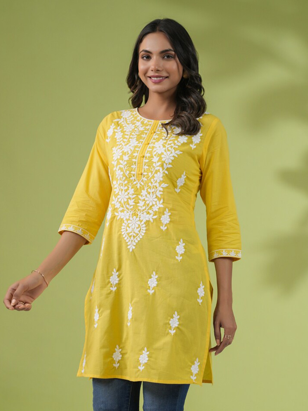 

Janasya Floral Embroidered Pure Cotton Chikankari Straight Kurta, Yellow