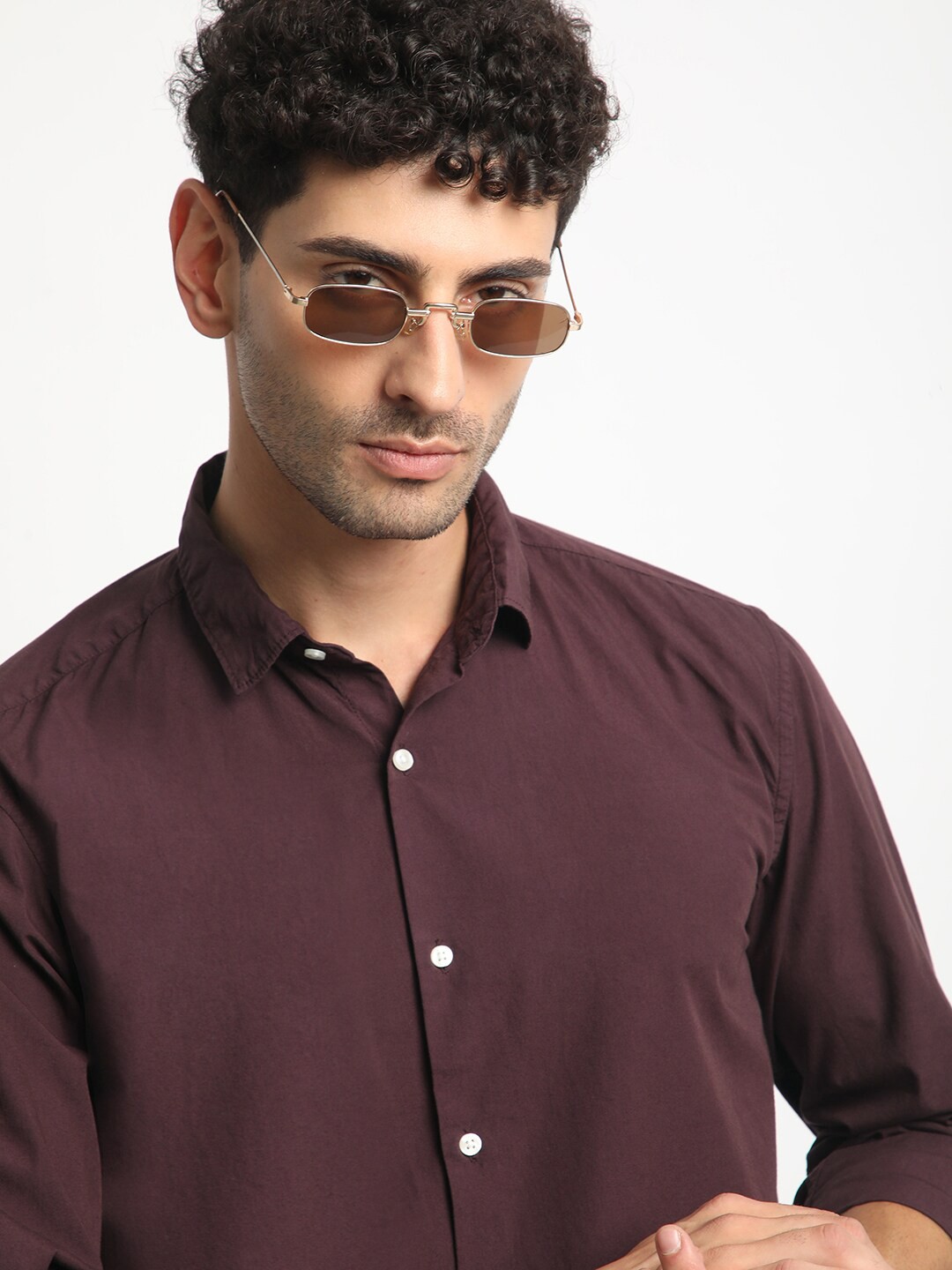 

IVOC Men Slim Fit Solid Cotton Casual Shirt, Burgundy