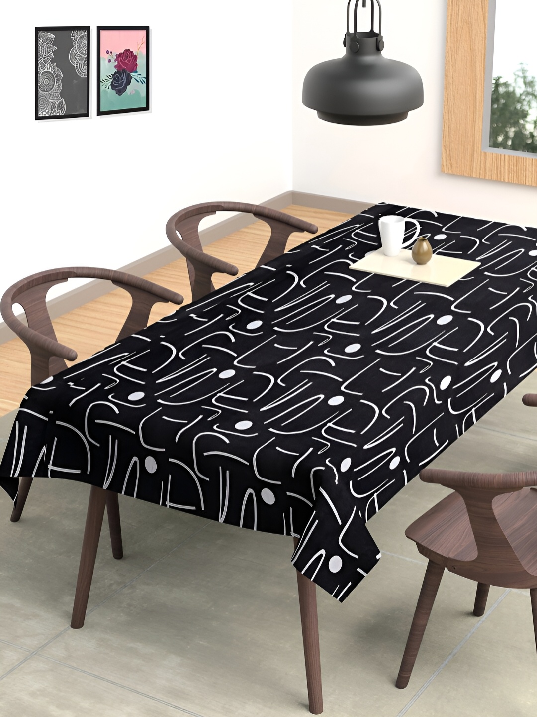 

Arrabi Black Geometric Printed Rectangle 6-Seater Table Cover