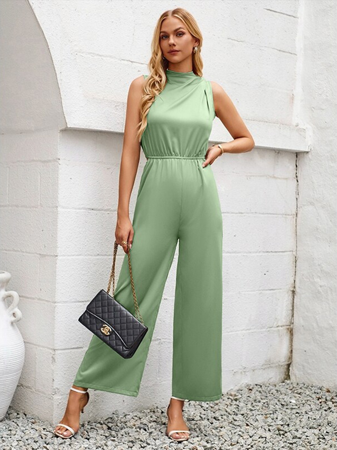 

StyleCast x Revolte High Neck Basic Jumpsuit, Green