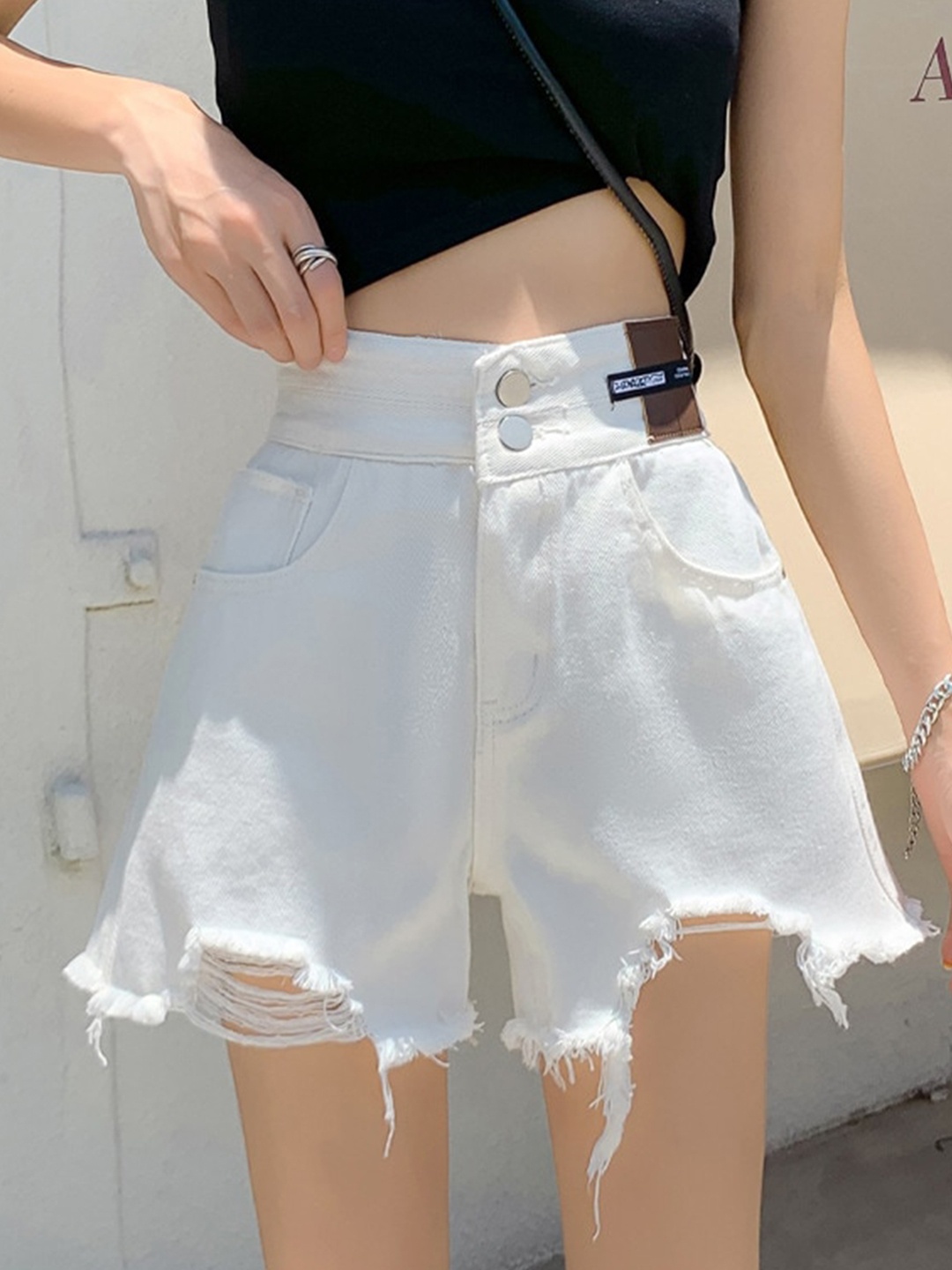 

StyleCast x Revolte Women White Loose Fit High-Rise Shorts