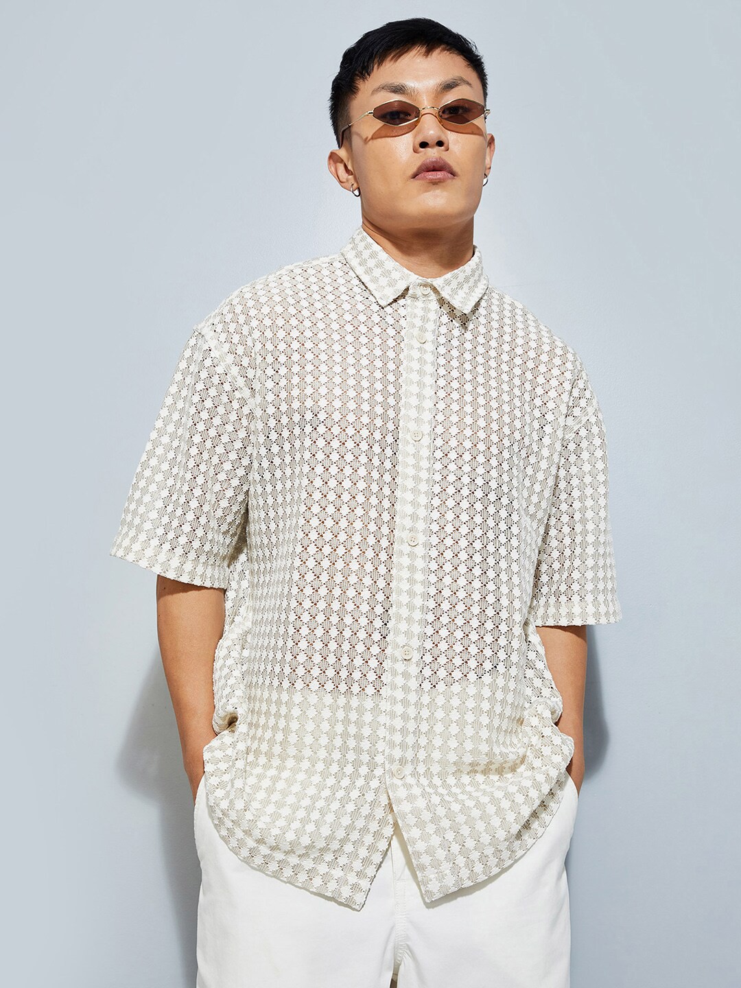

max URB_N Men Oversized Lace Shirt, Beige