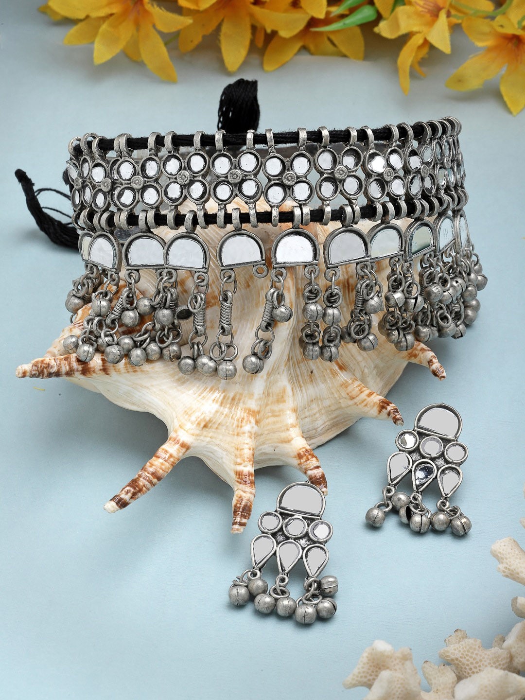 

Moedbuille Silver-Plated Stone And Peral Studded Jewellery Set