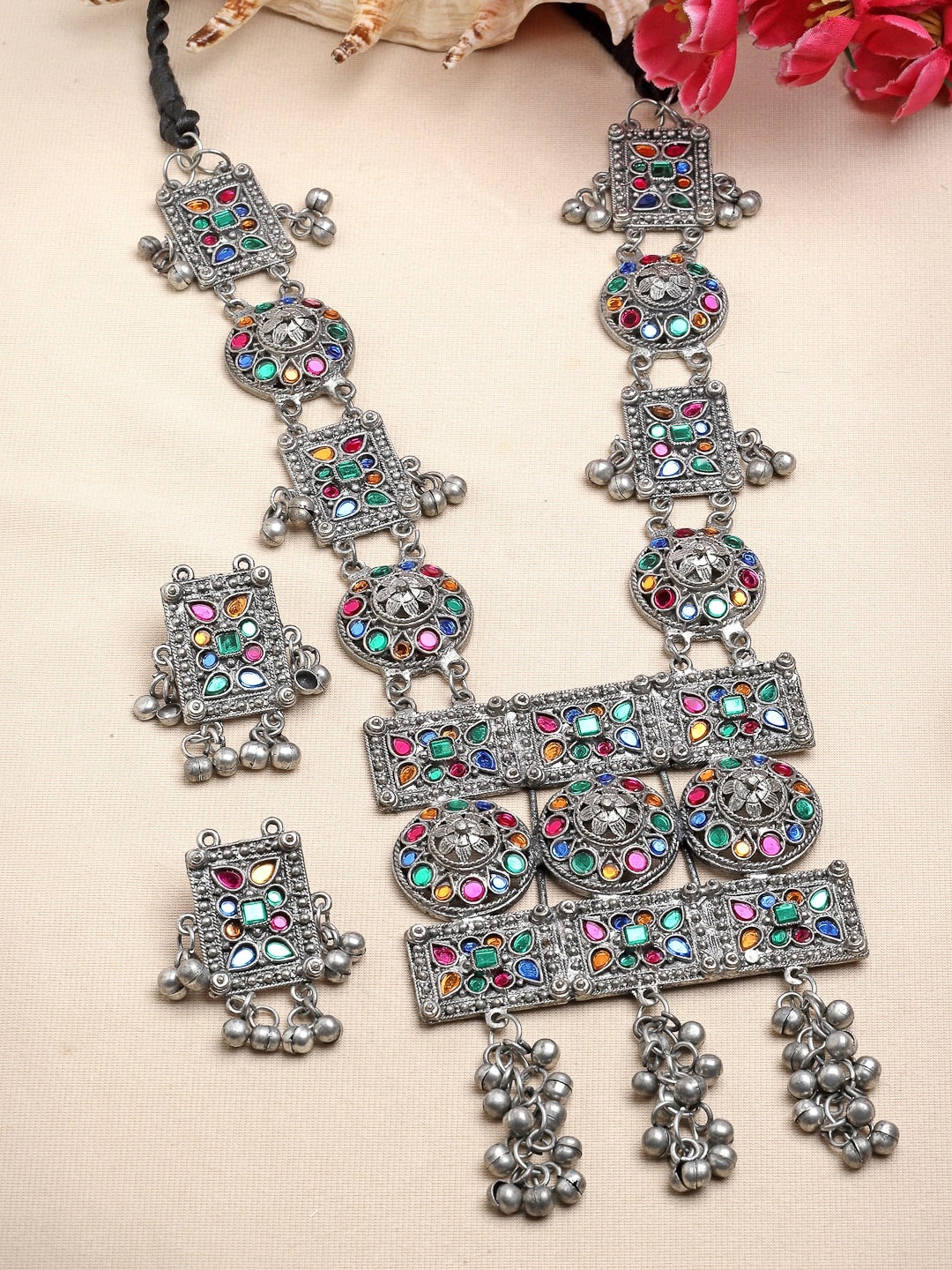 

Moedbuille Silver-Plated Stones Studded & Beaded Oxidised Jewellery Set