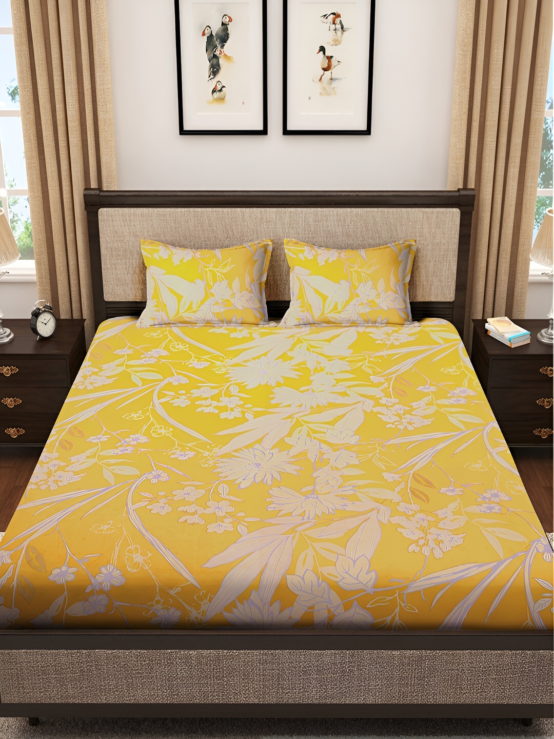 

FABINALIV Yellow & White Floral Print 300 TC Fitted King Bedsheet & 2 Pillow Covers