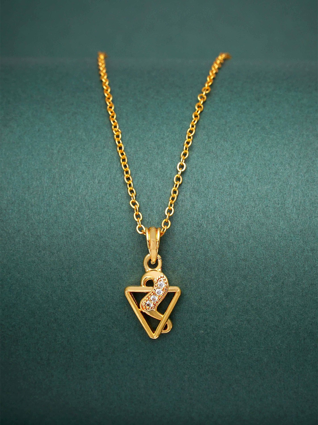 

Ramdev Art Fashion Jwellery Brass Gold-Plated Necklace