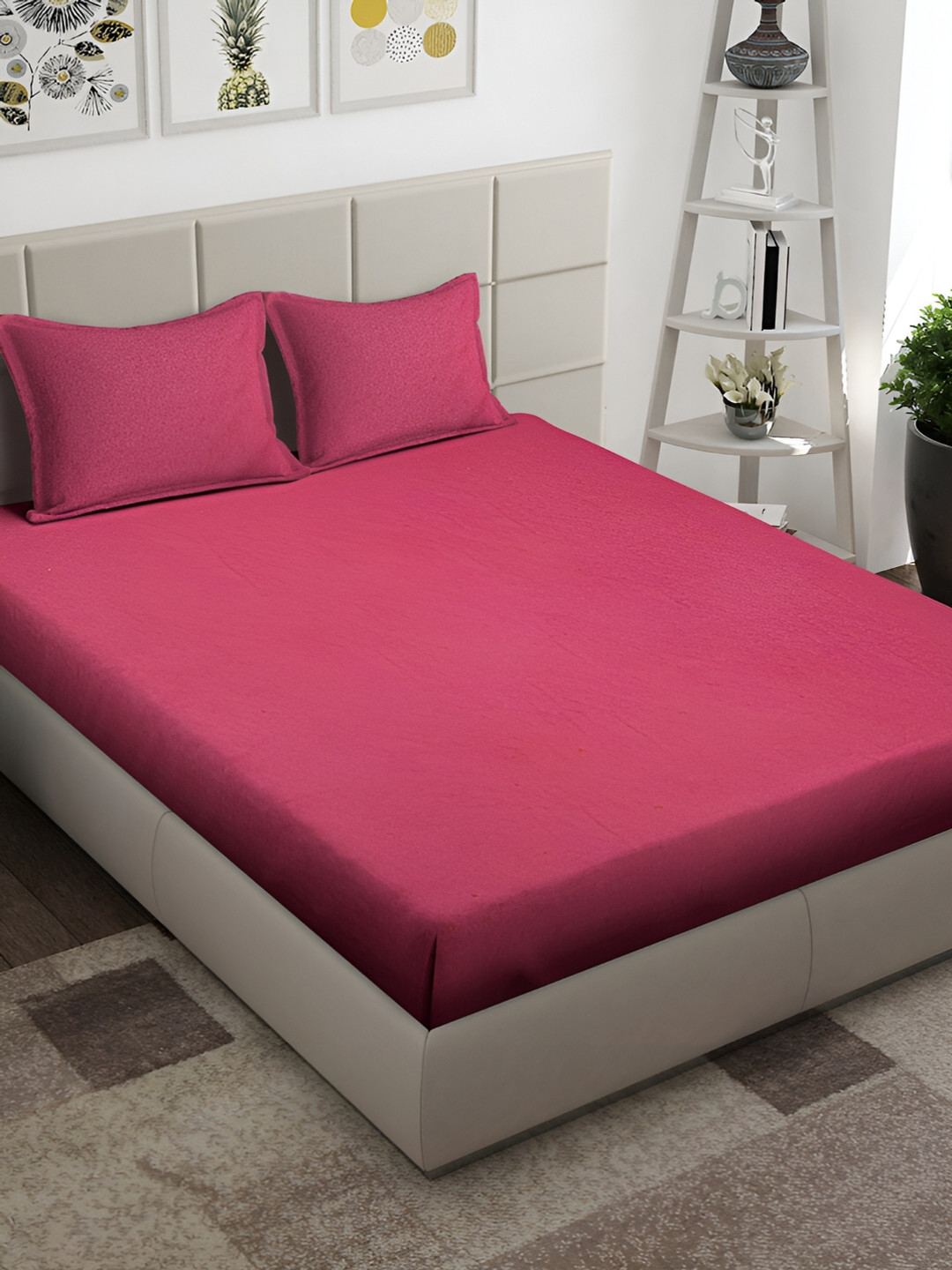 

Arrabi Pink Cotton 300 TC King Bedsheet With 2 Pillow Covers