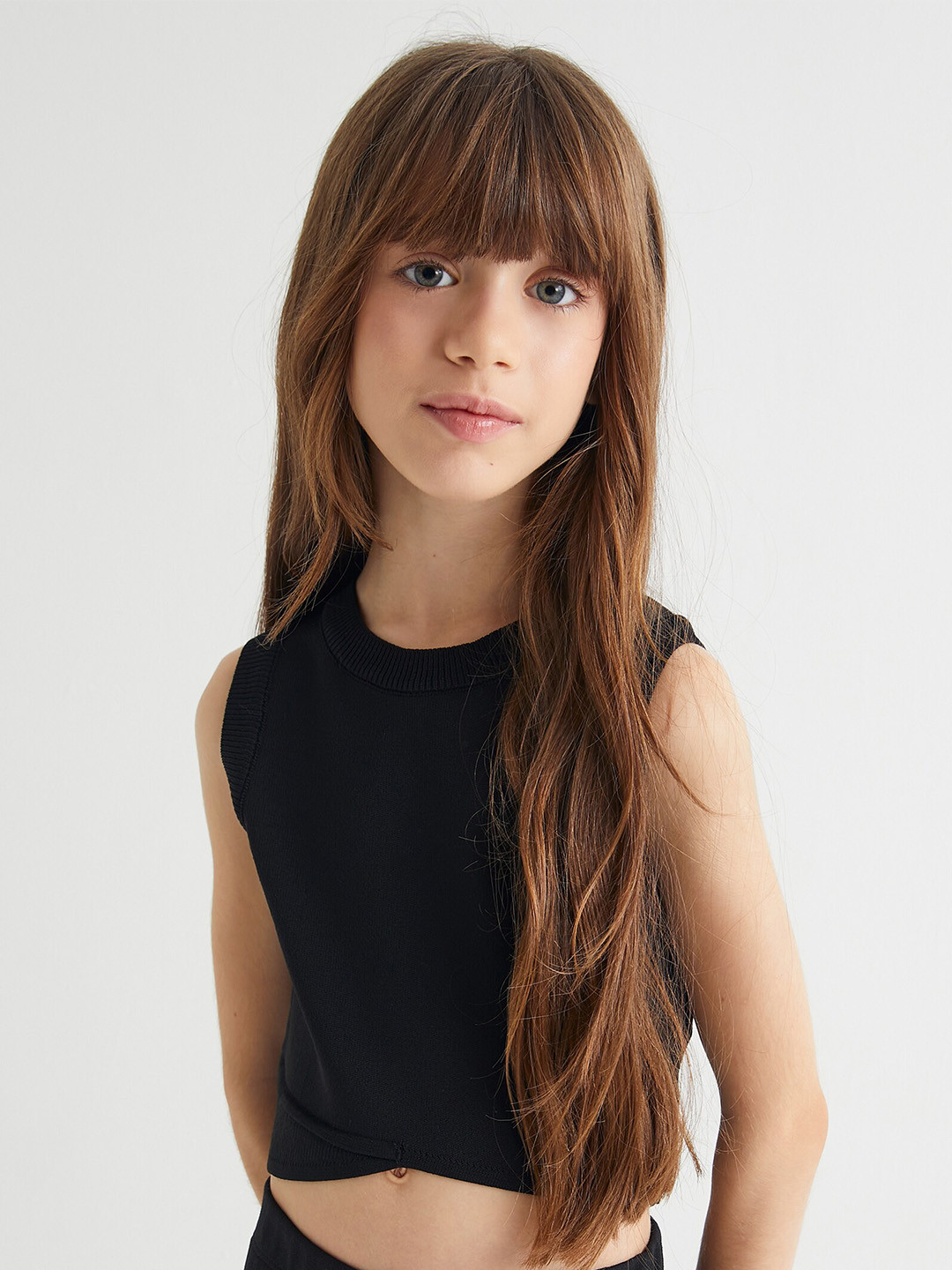 

Koton Girls Sleeveless Crop Pullover, Black