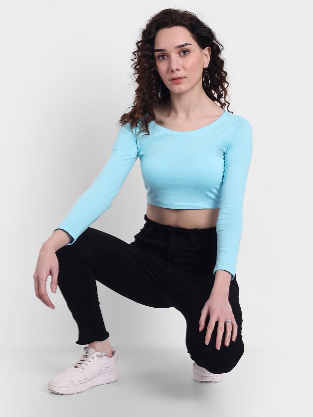 

COLOR CAPITAL Scoop Neck Fitted Crop Top, Blue