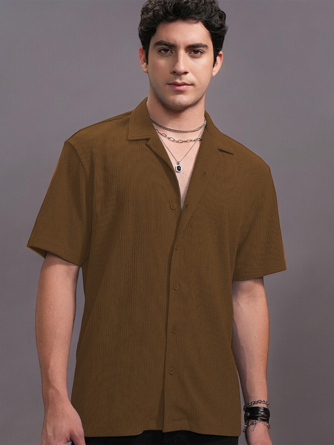 

CLAFOUTIS Spread Collar Relaxed Fit T-shirt, Coffee brown