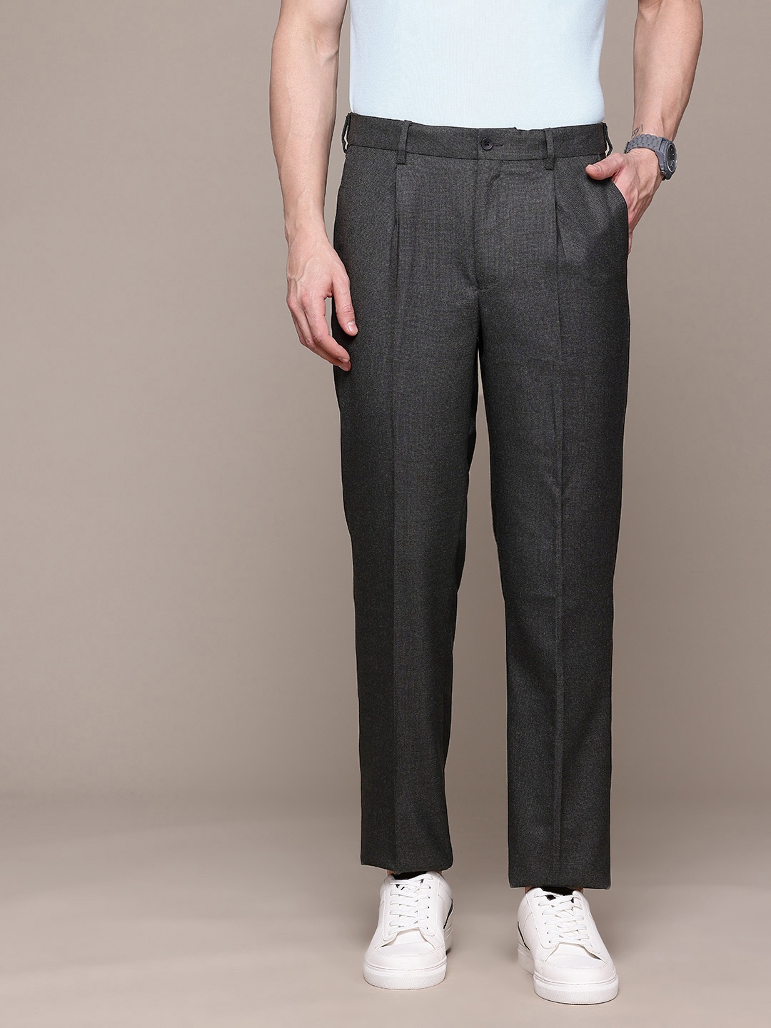 

Nautica Men Flex Waistband Classic Fit Trousers, Charcoal