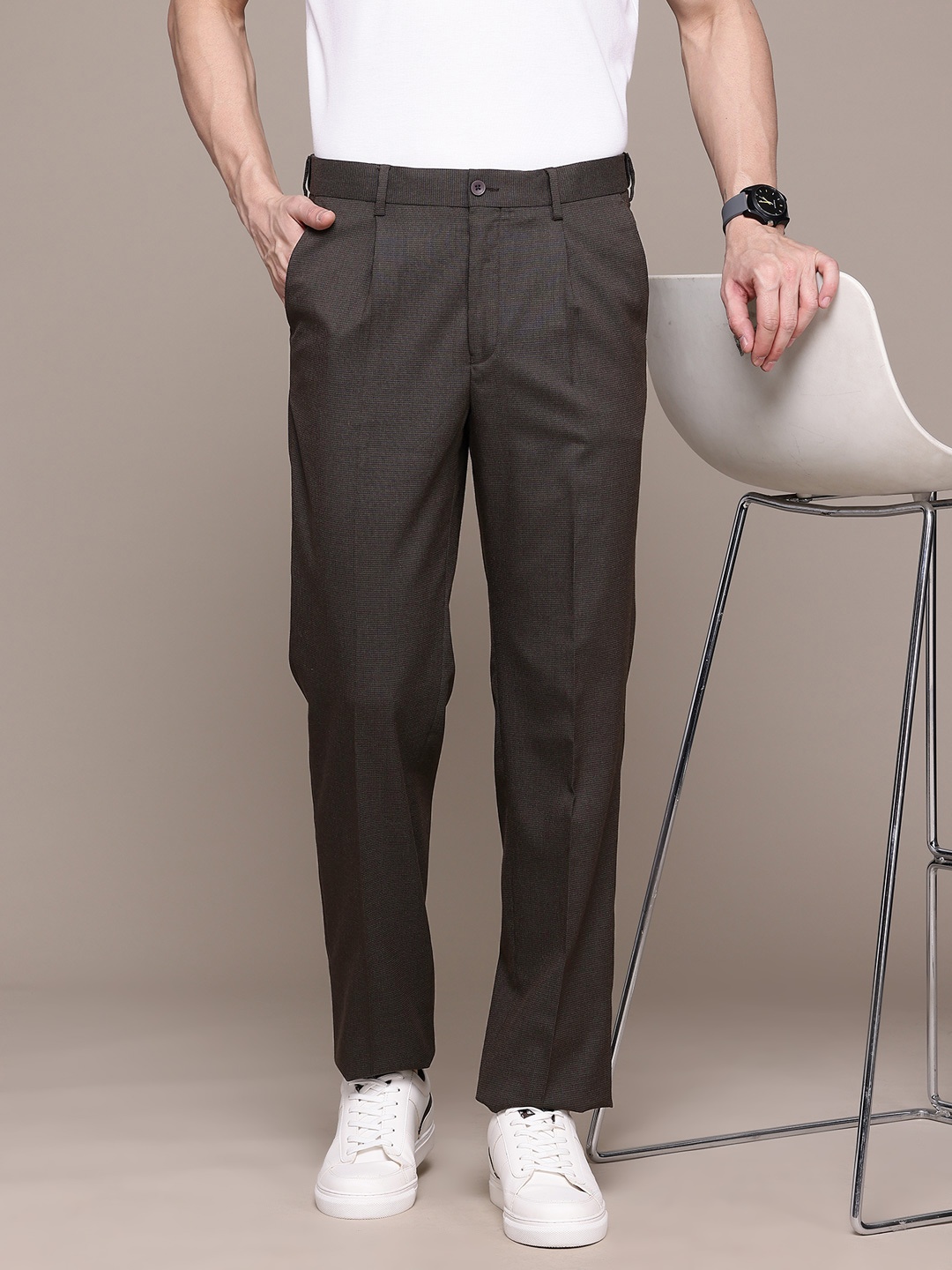 

Nautica Men Flex Waistband Textured Classic Pleated Formal Trousers, Brown