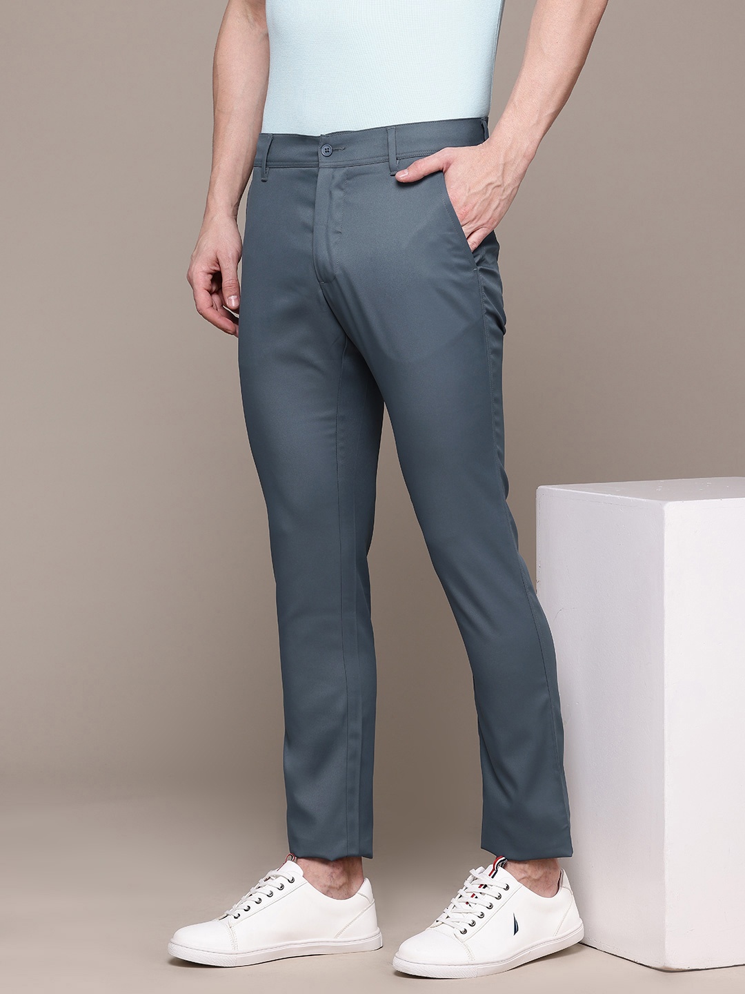 

Nautica Men Regular Fit Chinos, Grey