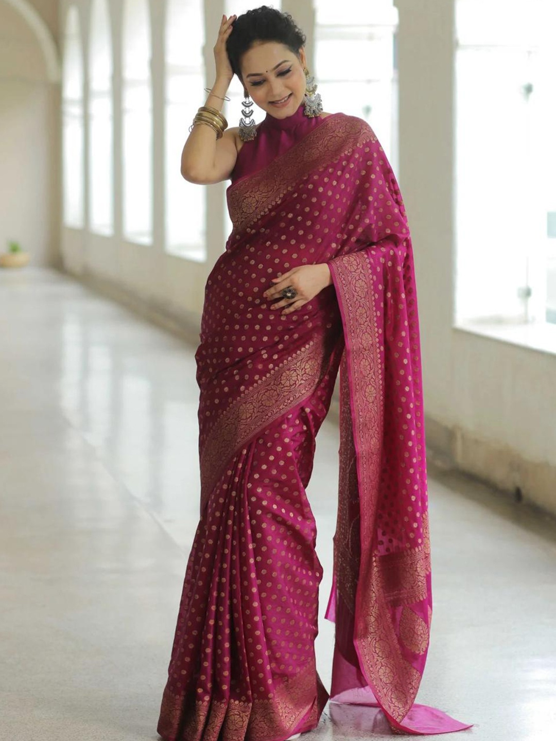 

PAVANPUTRA FAB Ethnic Motifs Woven Design Zari Banarasi Saree, Purple