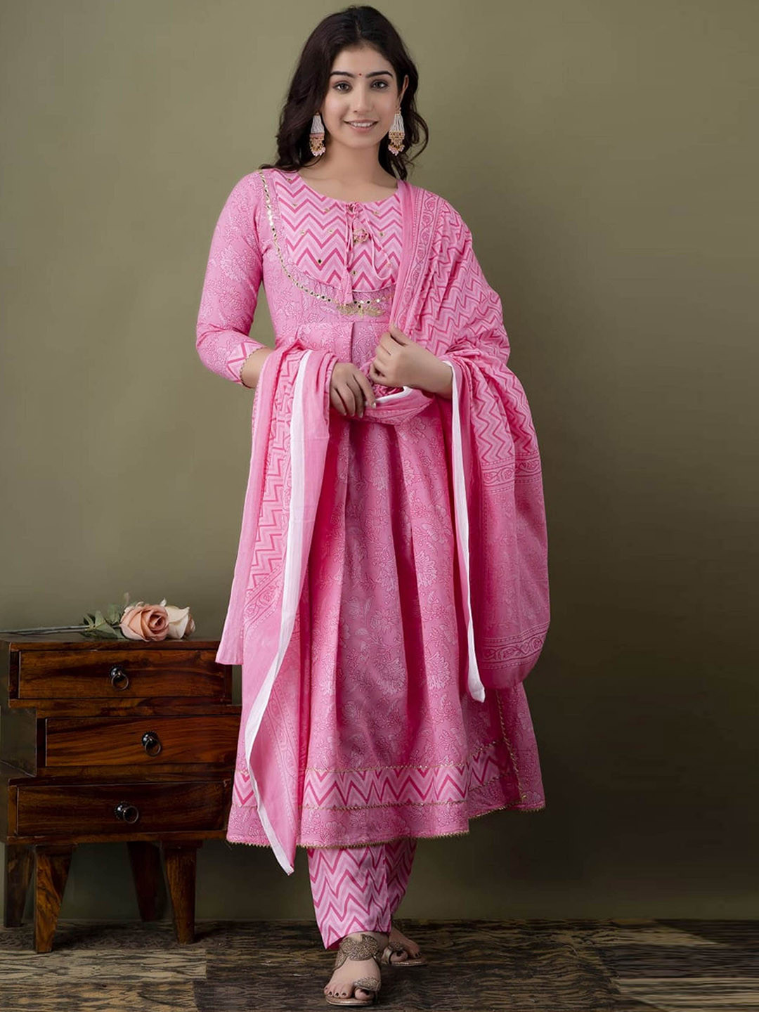 

AARYAHI Floral Printed Pleated Anarkali Kurta With Trouser & Dupatta, Pink